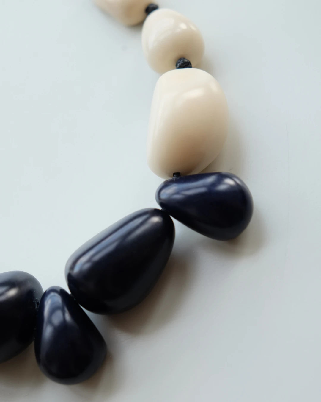 Marina Tagua Seed Necklace – Navy Blue - Cōper Shop