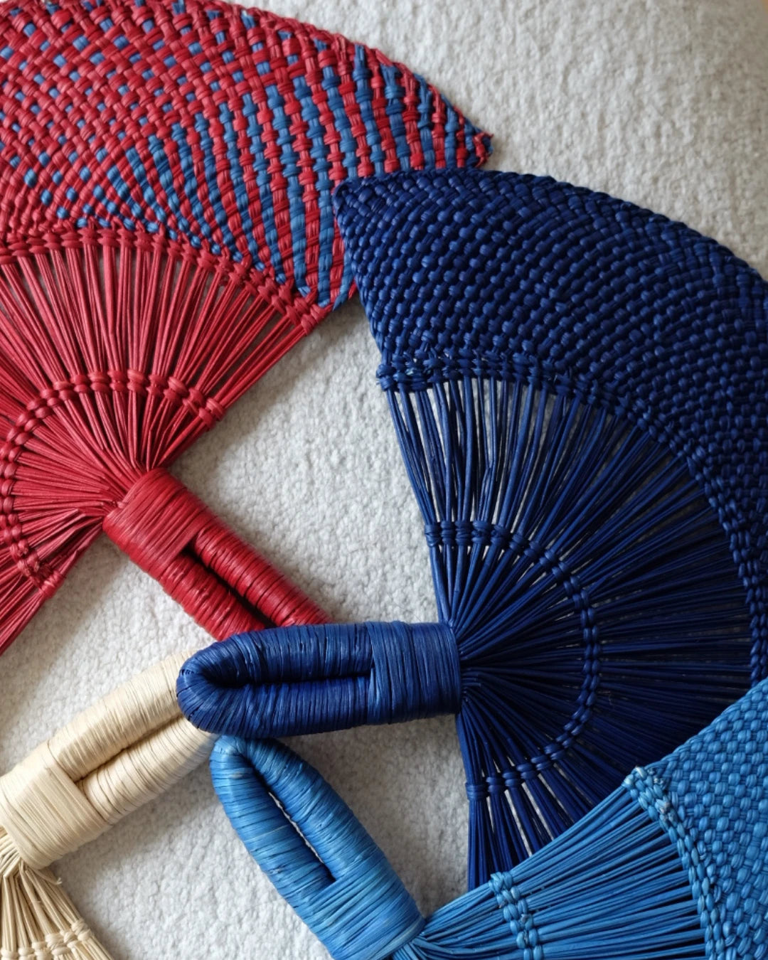 Estela Fan | Blue
