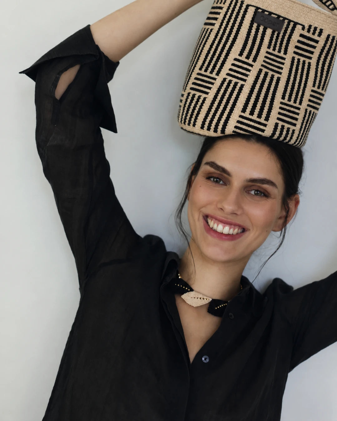 Irene Wayuu Bag N° 01 – Beige & Black