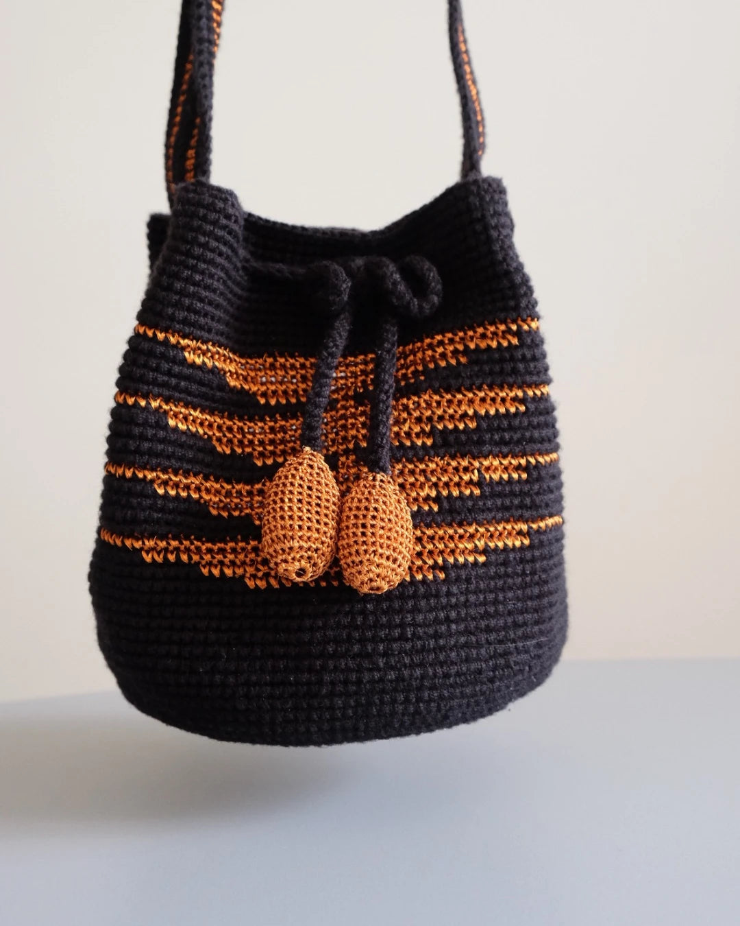 Sari Bucket Bag | Black
