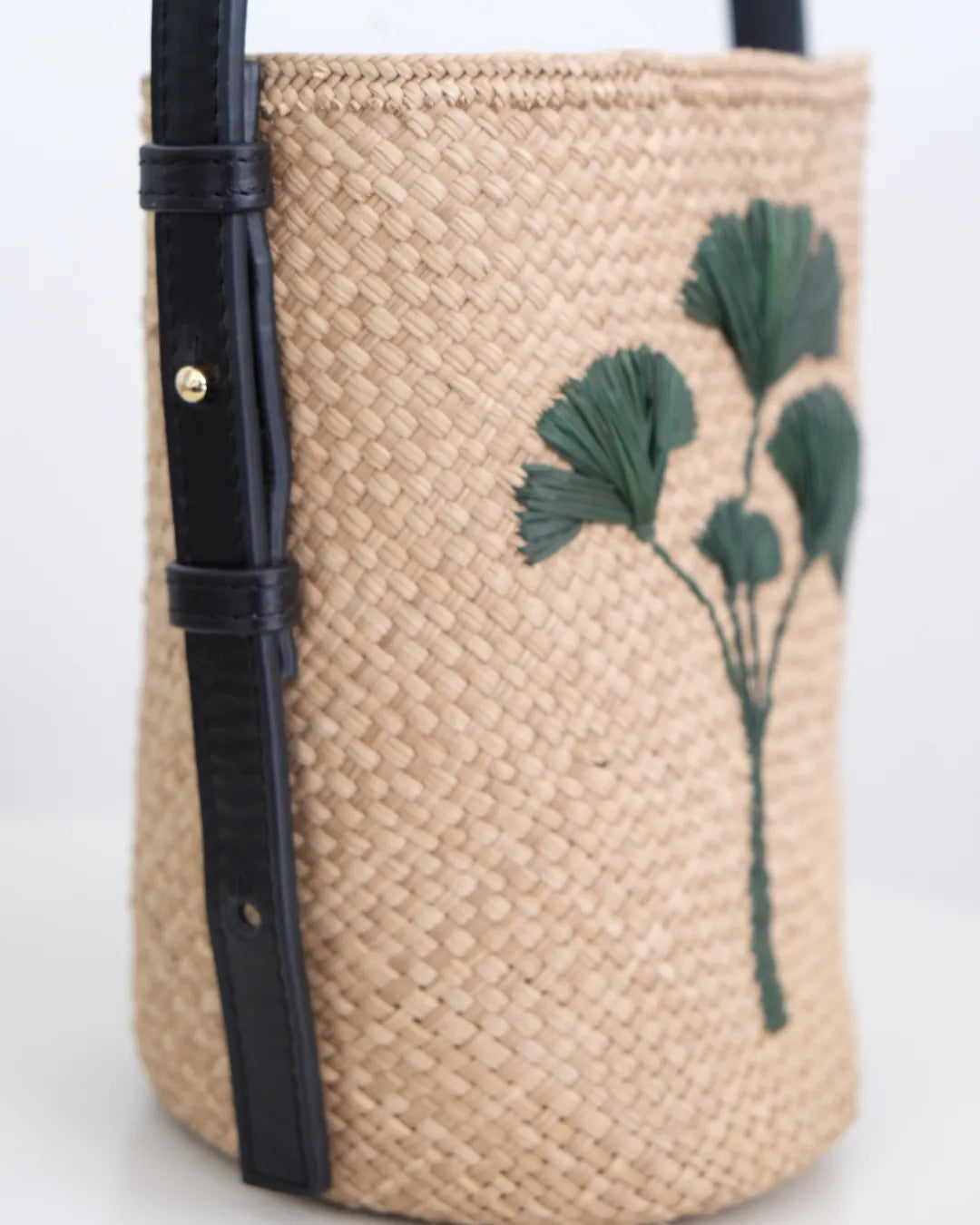 Gingko Iraca Palm Bag