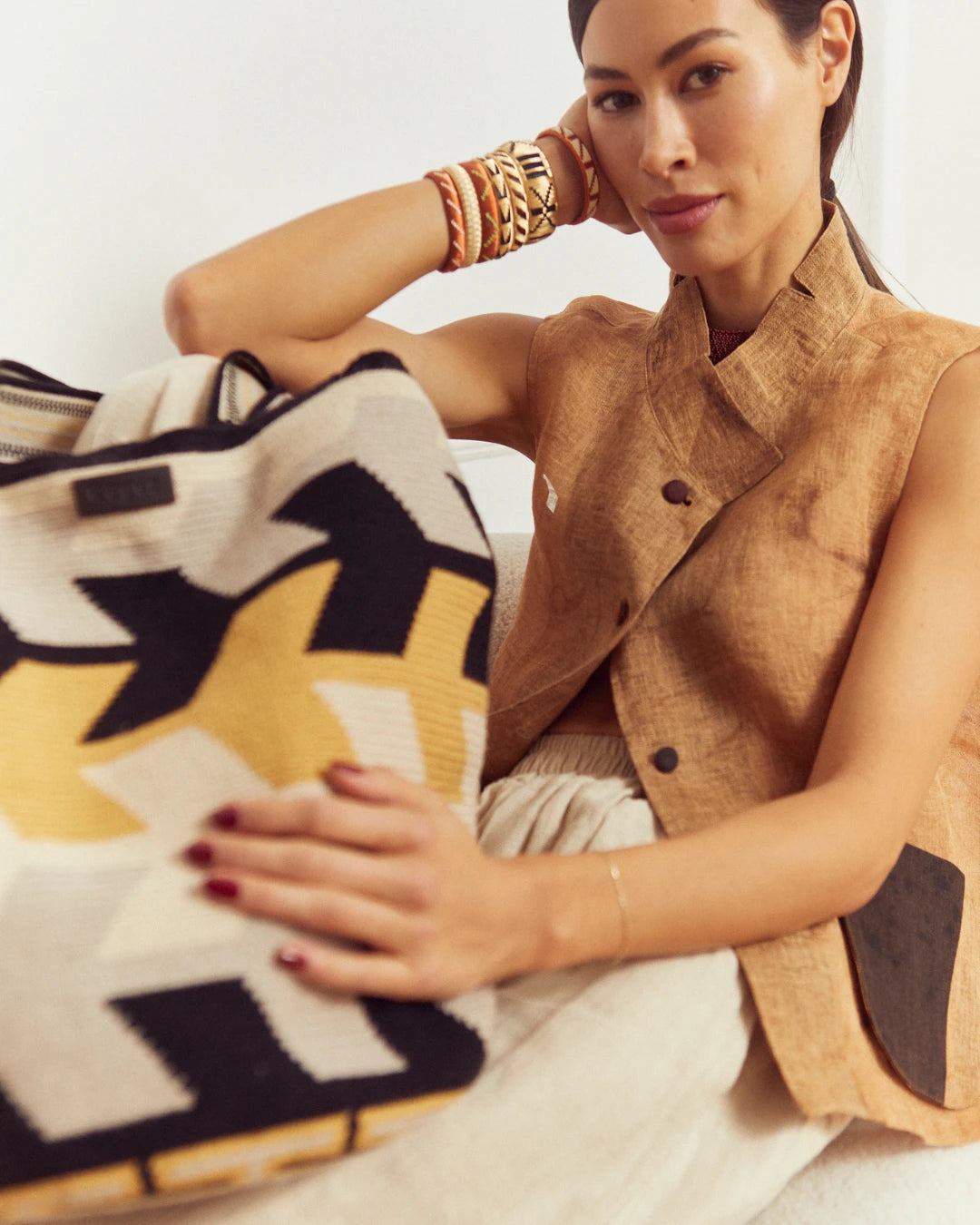 Celia Wayuu Tote Bag Nº19 - Black & Mustard