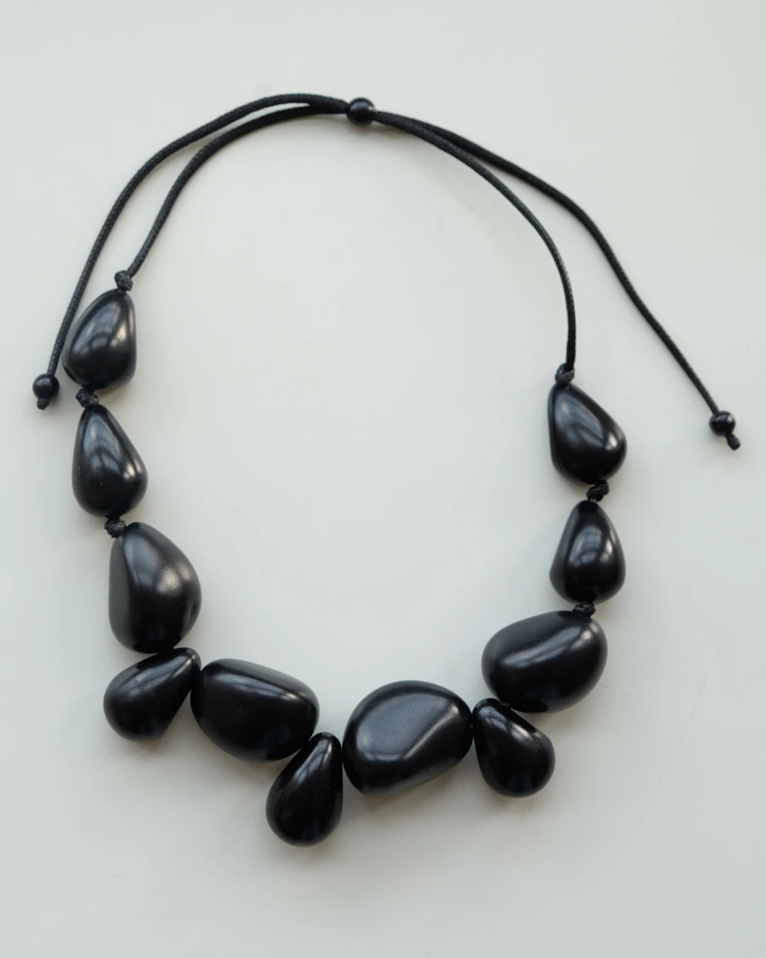 Collar Marina de Semillas de Tagua – Negro